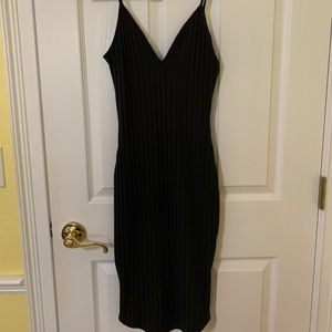 Kendall & Kylie charcoal midi dress